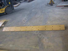 Pièces de rechange pour coulée de bord de chargeur 8k8161