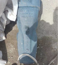 11825327 Dents de godet Liebherr Z140, dent R9350